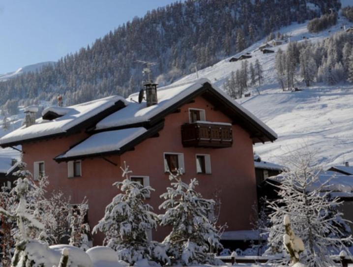 Casa Erica Apartments Livigno Exterior photo