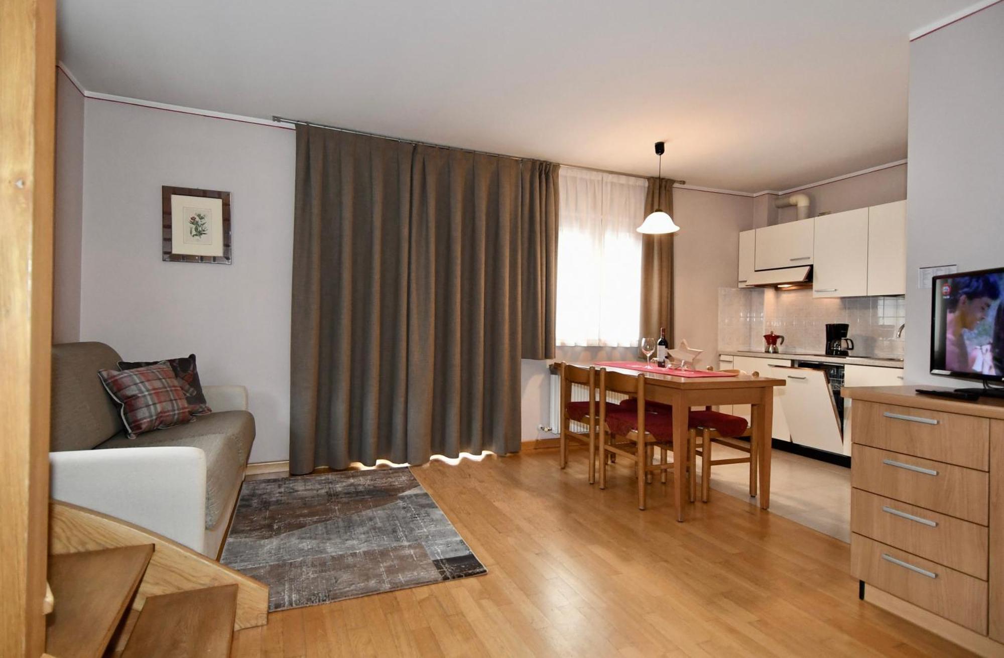 Casa Erica Apartments Livigno Exterior photo