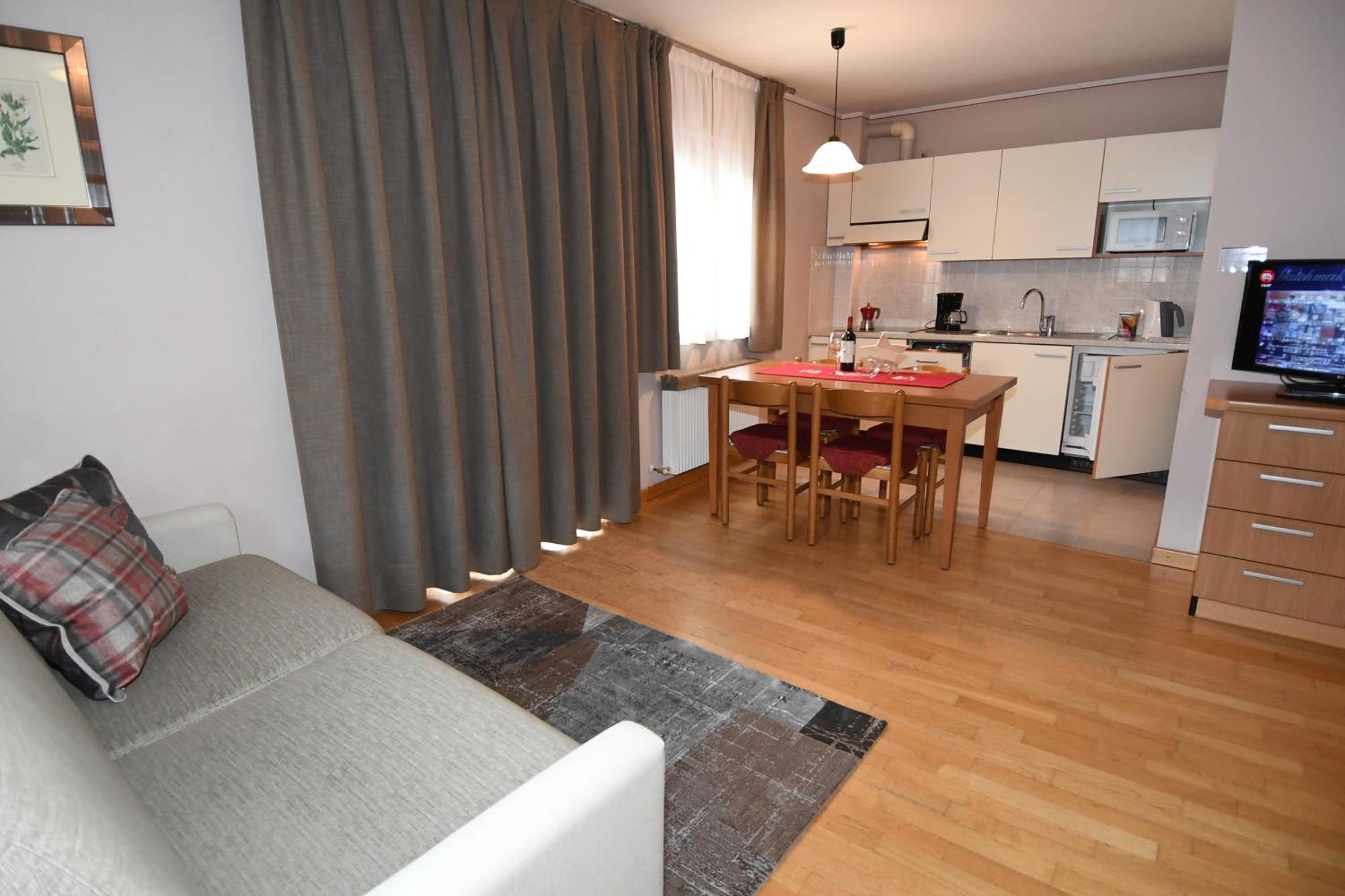 Casa Erica Apartments Livigno Exterior photo